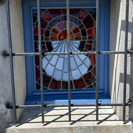 Maison De Village En Pierre